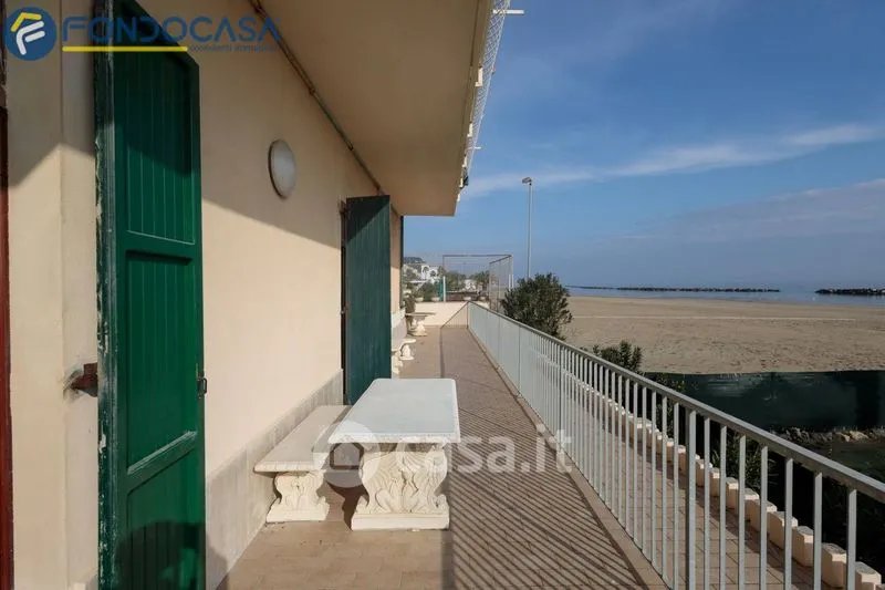 Rõdu - Beachfront Apartment with Terrace in Grottammare
