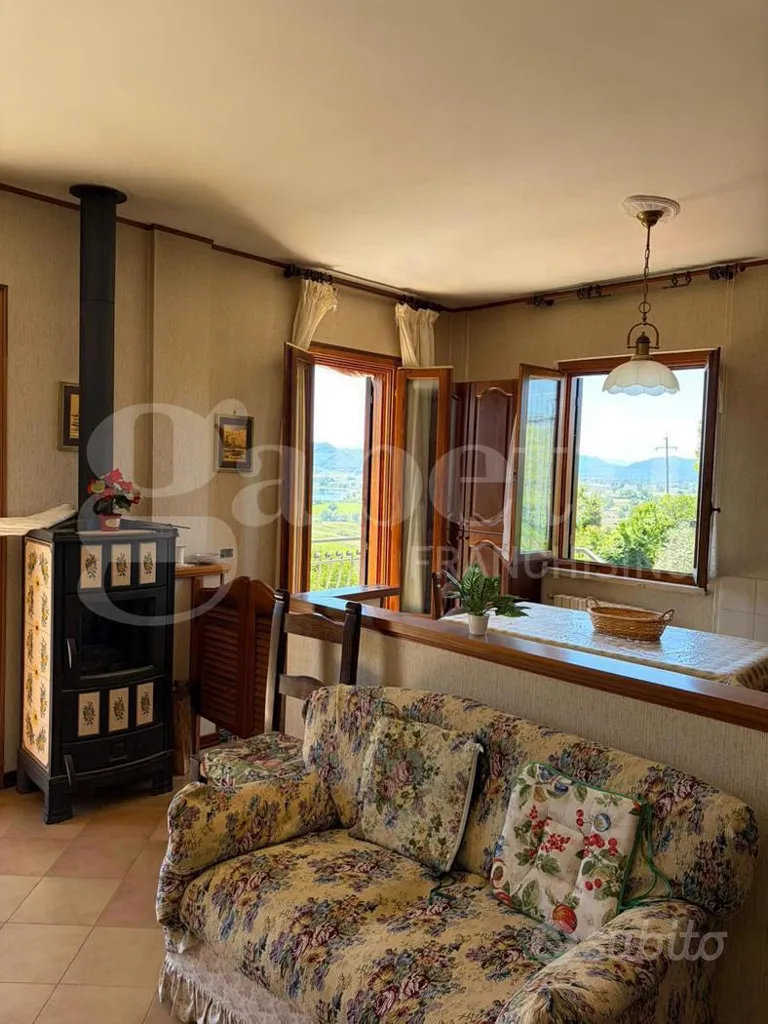 Elutuba - Four-Room Apartment with Balcony in Rivodutri