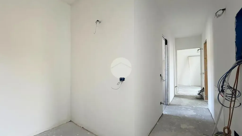 hallway_entrance