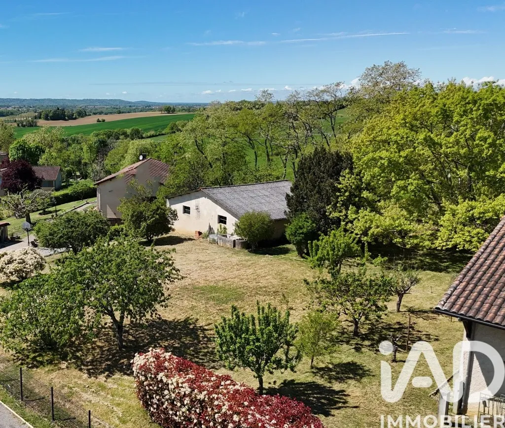 Vue aérienne - Maison avec Vue sur les Pyrénées à Beaumarchés