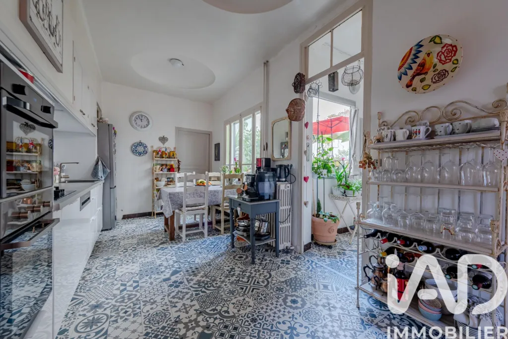 Köök - Charming Maison de Maître with Pool in Rivesaltes