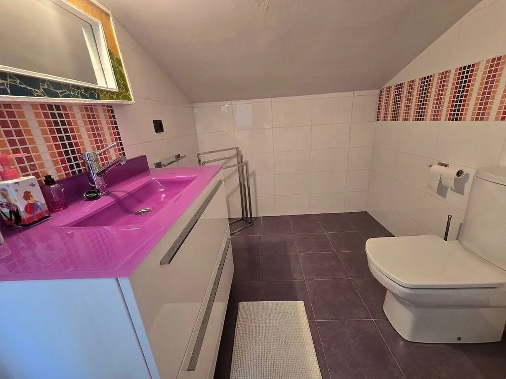 Vannitoad - Reformed Chalet with Pool in Logroño