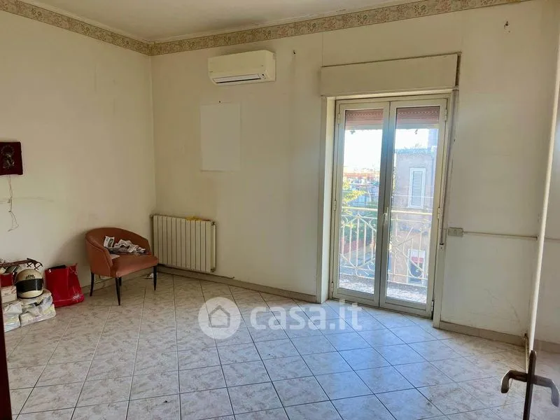 Pièces - Three-Bedroom Apartment in San Cataldo