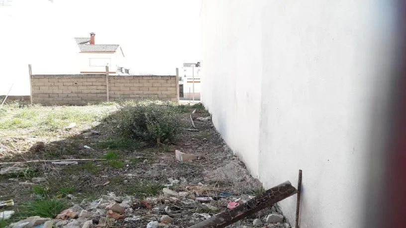 Aed - Plot with Development Potential in Córdoba