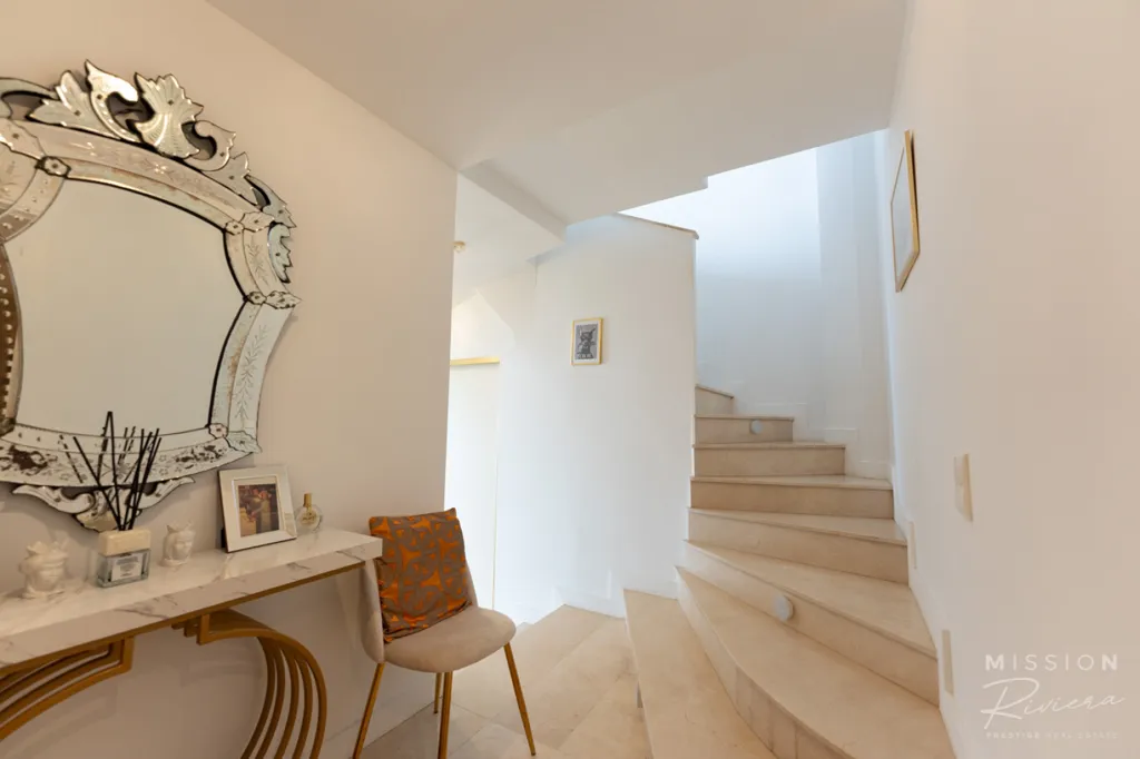 Entrée - Appartement Duplex avec Vue Mer au Cap de Nice