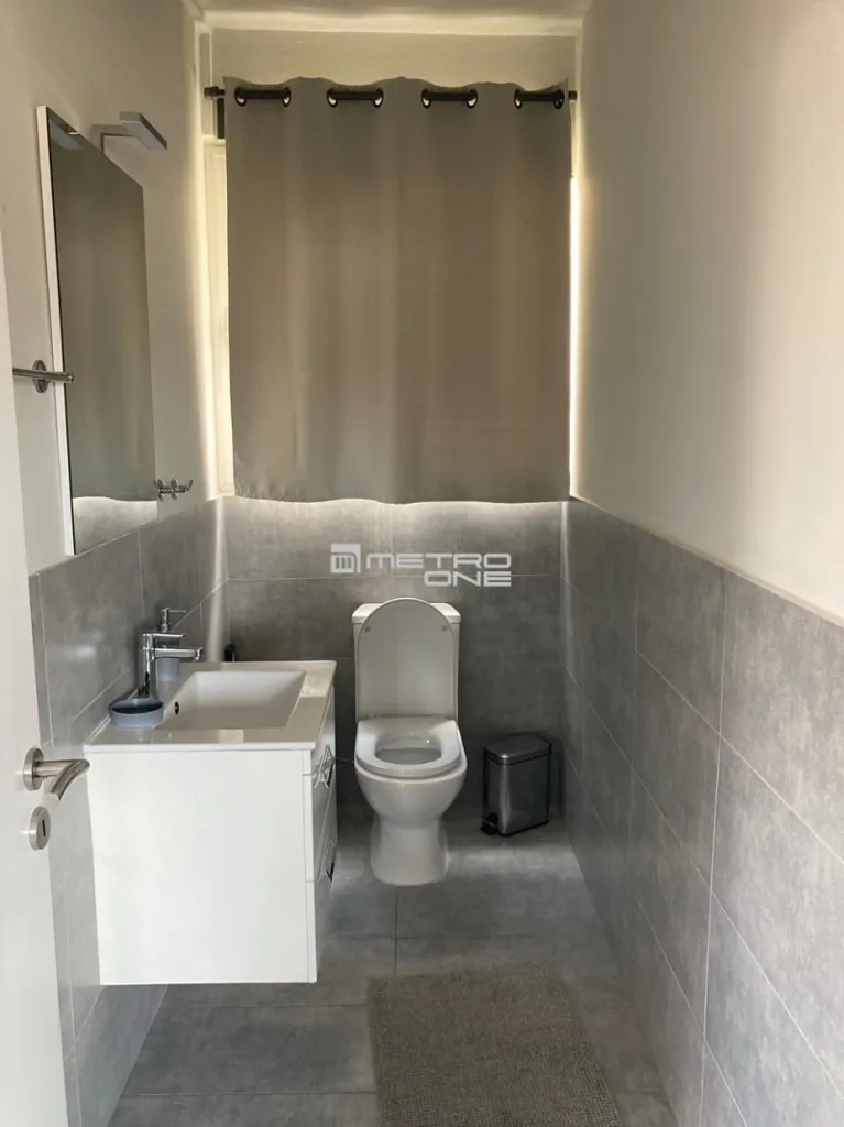 Vannitoad - Renovated Apartment with Acropolis View in Athens Centre