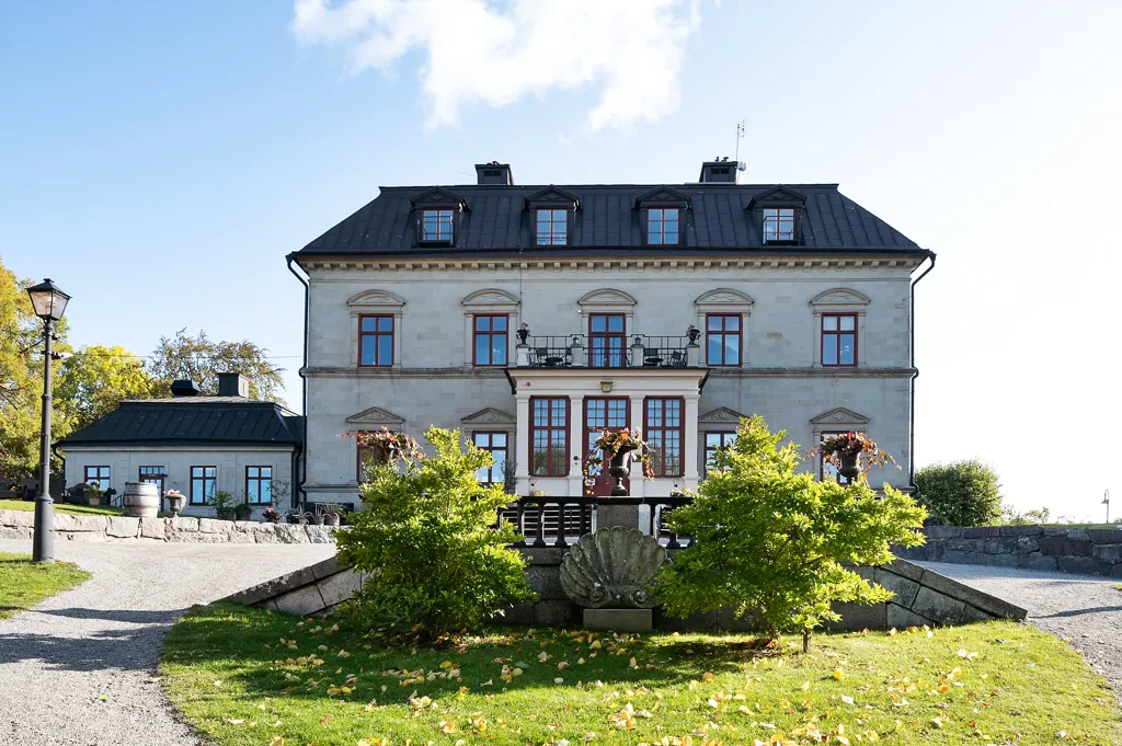 Välivaade - Modern Flat with Large Balcony in Vindmöllan