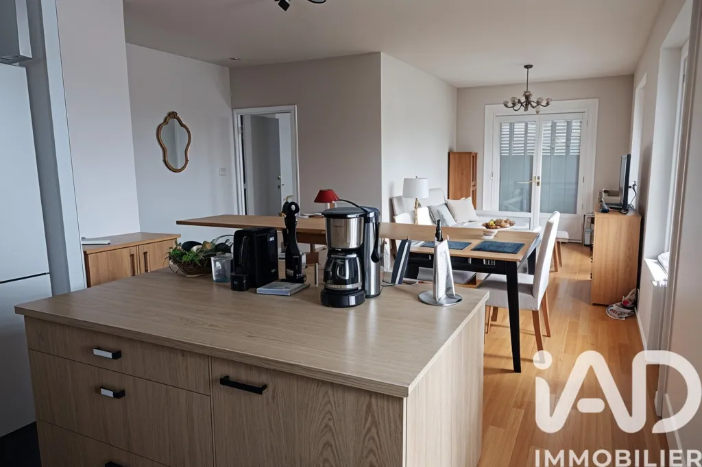 Cuisine - Appartement Rénové avec Balcon à Blois