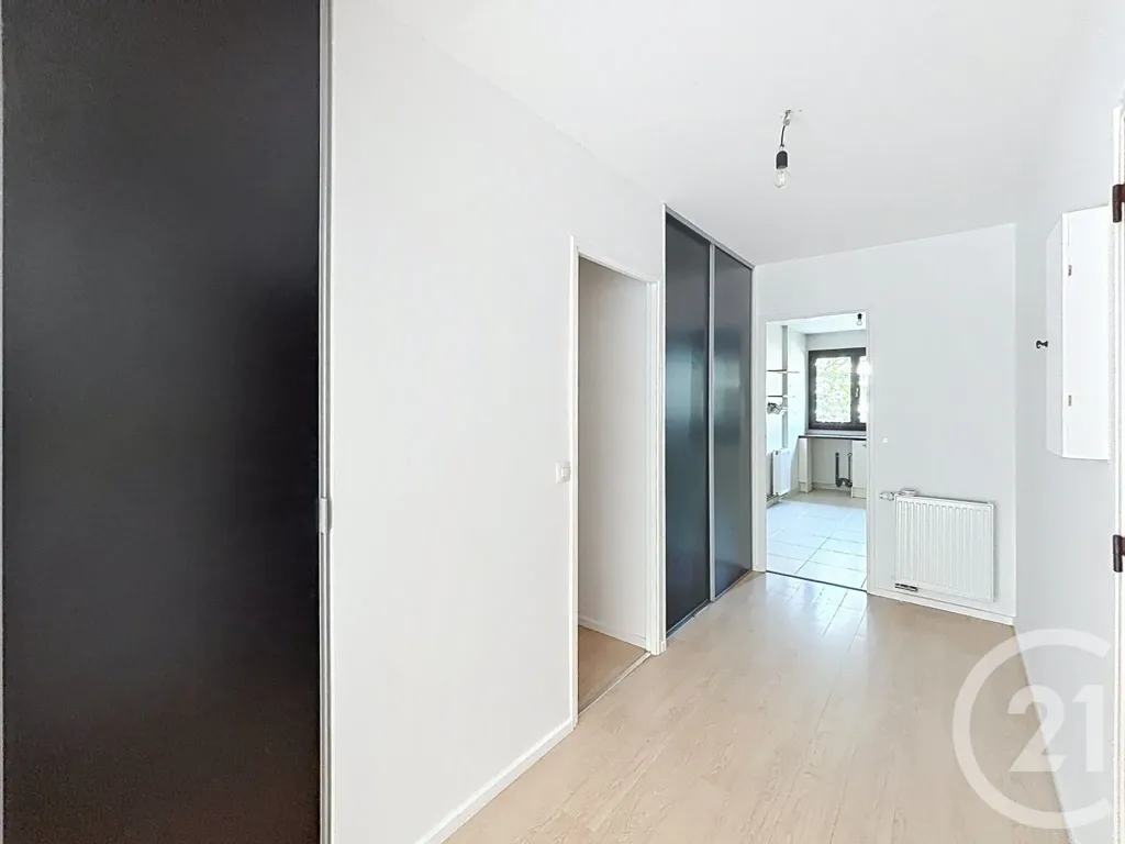 Hallway - 3-Piece Flat with Balcony in Gradignan