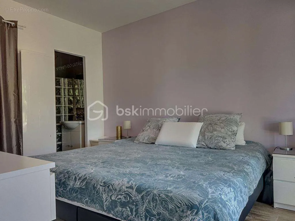 Magamistoad - Contemporary Flat with Balcony in Vedène