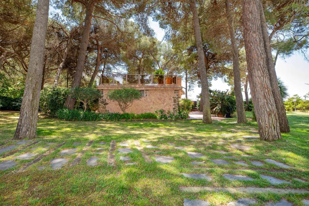 Giardino - Seafront Estate with Beach Access in Almadraba
