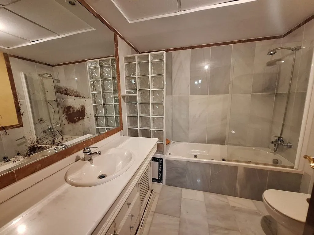 Vannitoad - Detached House with Spa in Elche