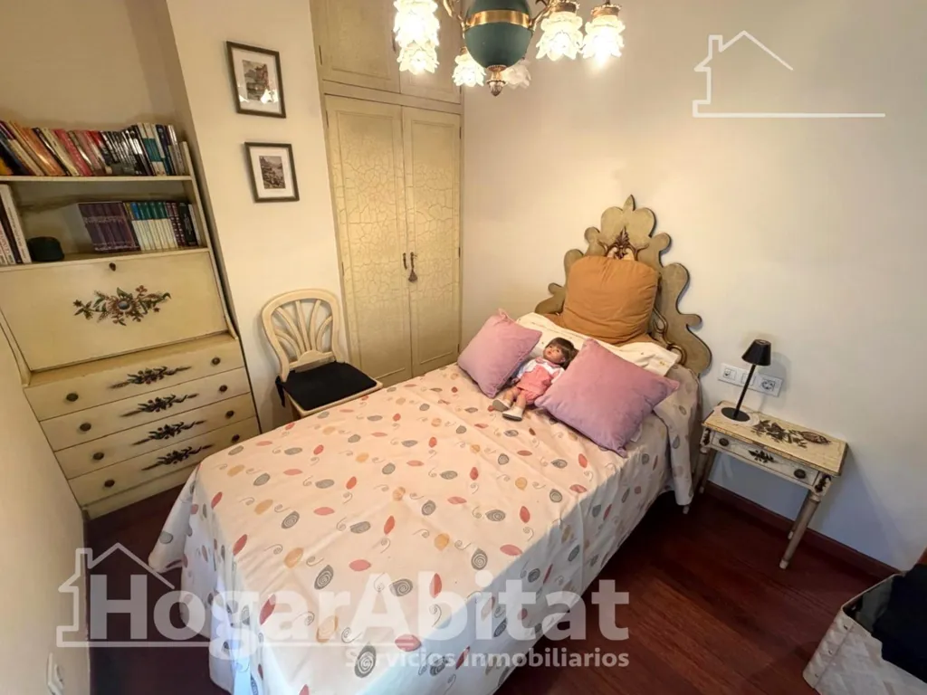 Magamistoad - Reformed Apartment with Balcony in Valencia