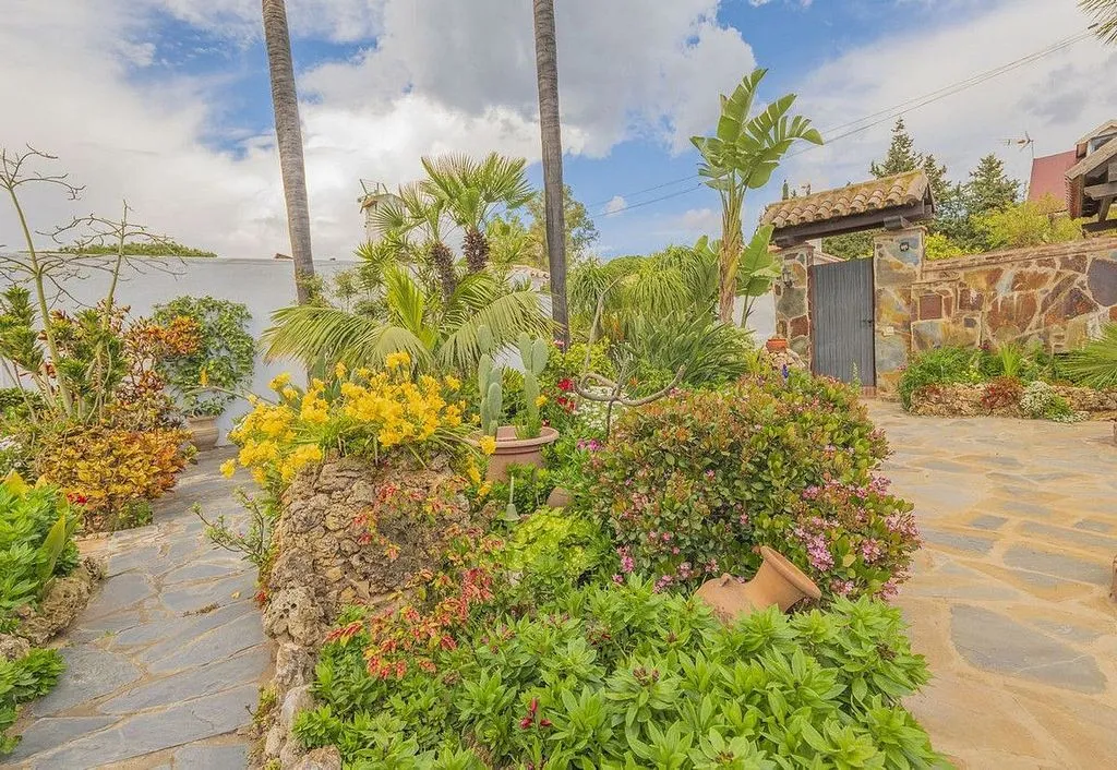 Jardin - Chalet with Pool and Terrace in Marbella