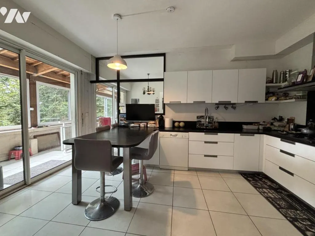 Cucina - Architectural House with Equestrian Facilities in Ploemeur