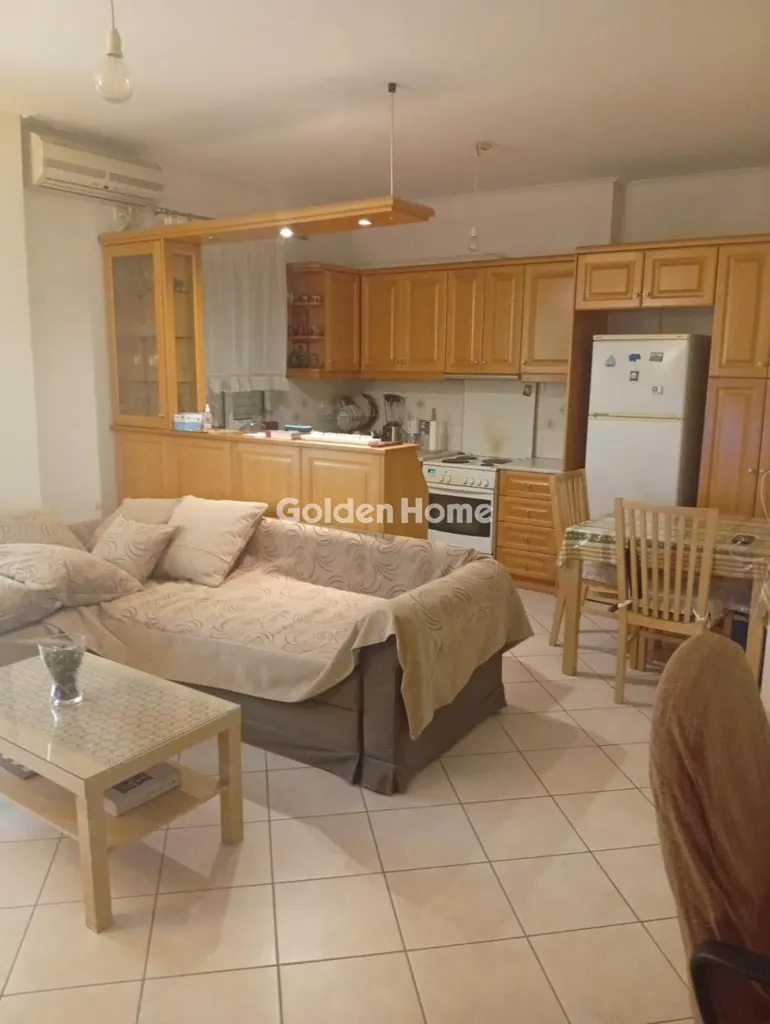Elutuba - Modern Apartment with Balcony in Zografou Centre