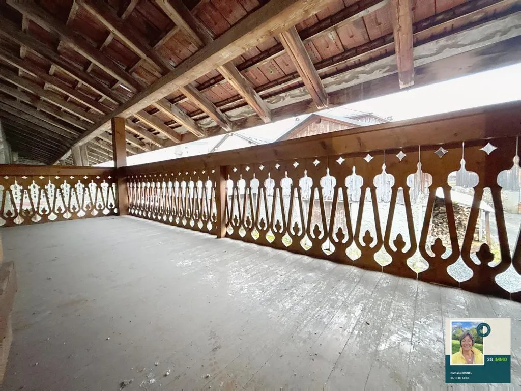 Balcon - Ancienne Ferme Rénovée avec Jardin à Mieussy