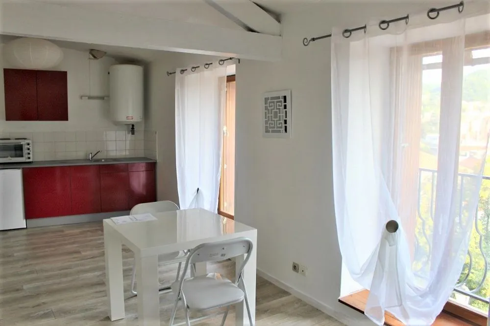 1-toaline korter asukohas Le puy-en-velay
