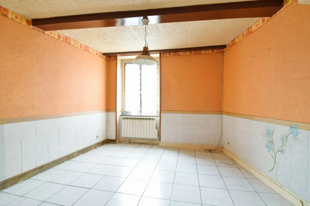 Stanze - Townhouse for Renovation in Billom Centre