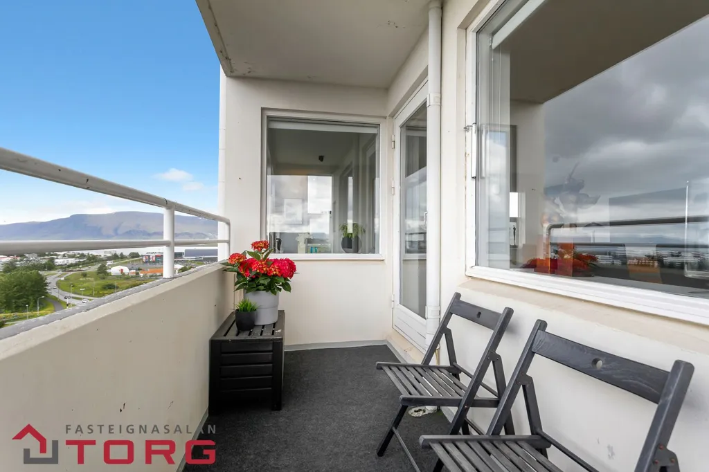 Balcony - Modernised Apartment with View in Grafarvogur