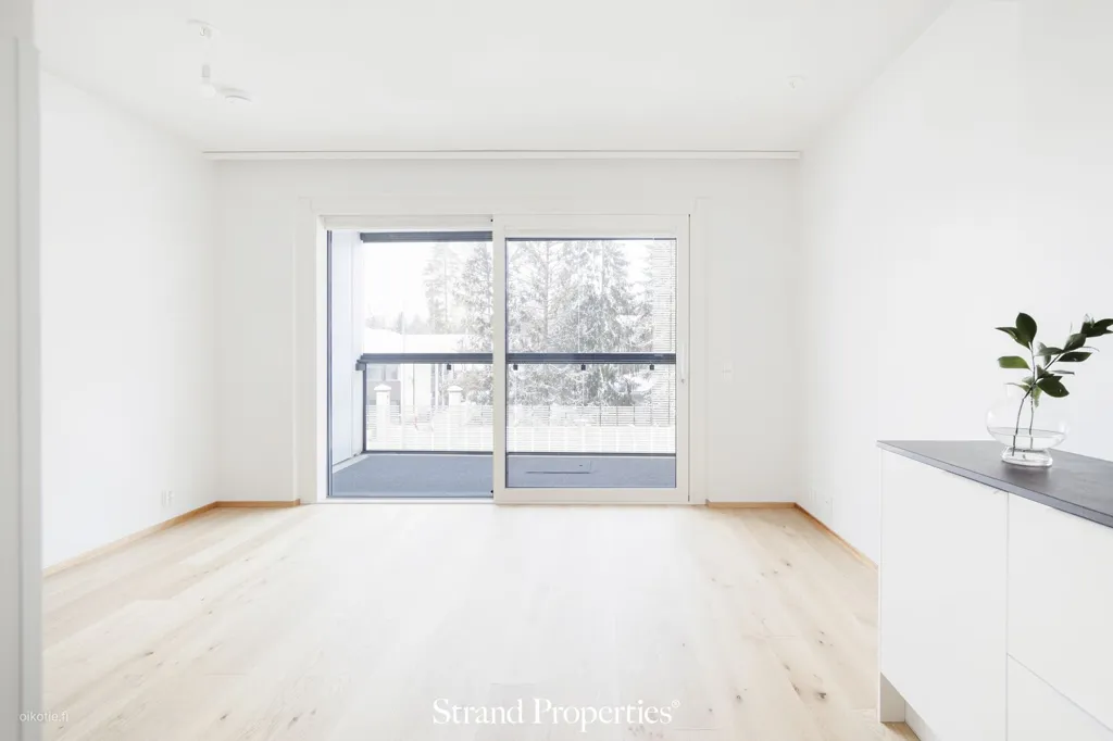 Toad - New Flat with Balcony in Westend