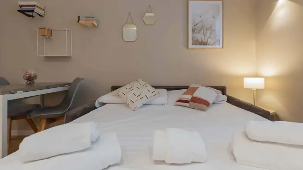 Camere da letto - Charming Room in Milan's Heart