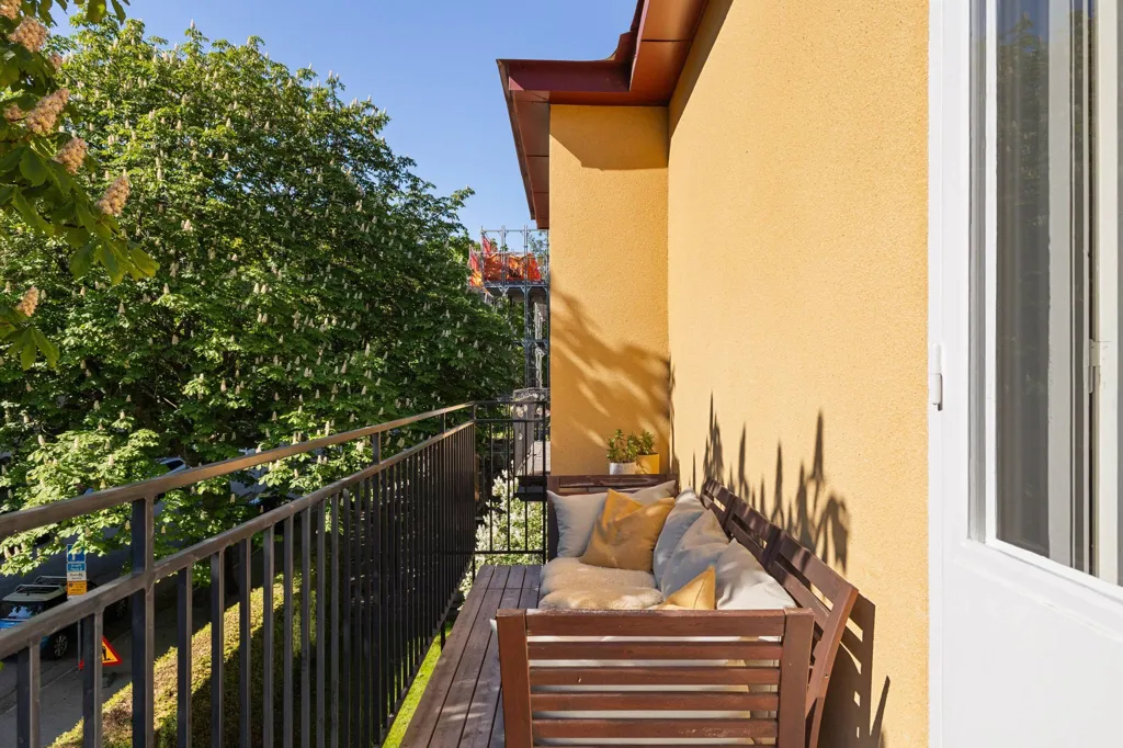Rõdu - Charming 1930s Villa-Style Flat in Gamla Råsunda