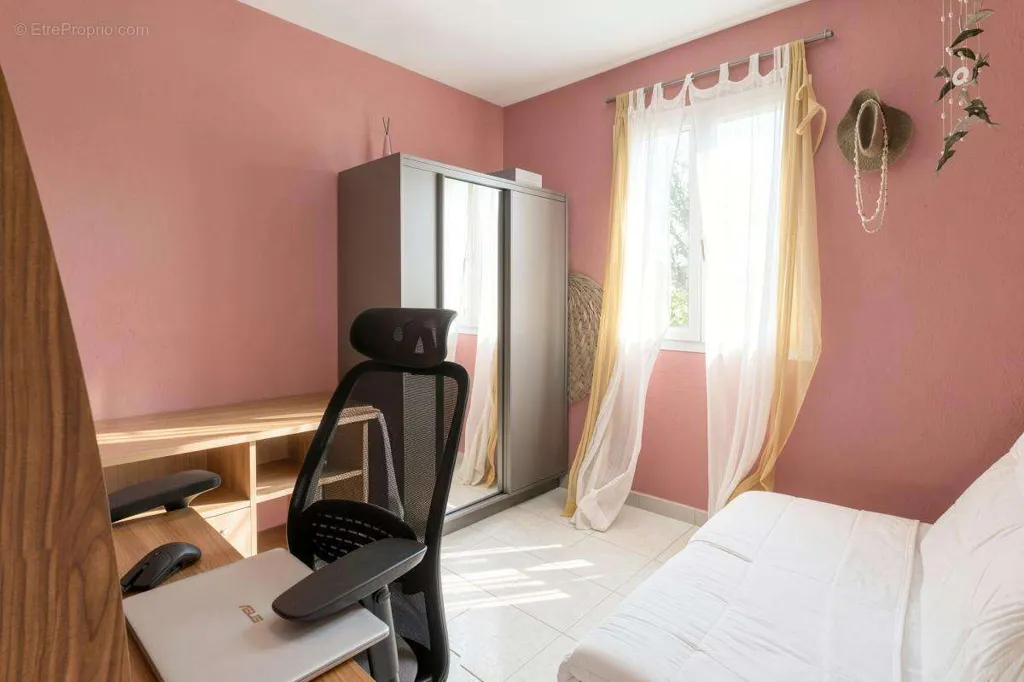 Magamistoad - Ground Floor Villa with Pool in Provence