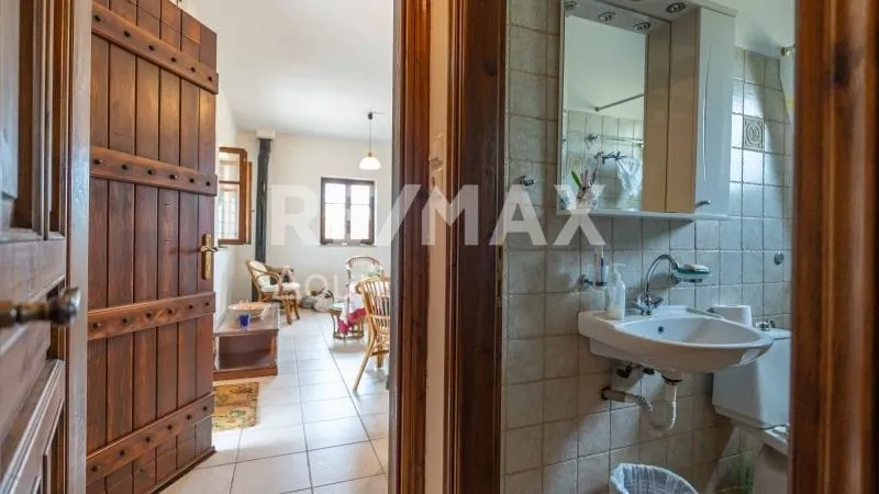 Bathrooms - Stone Villa with Sea View in Volos
