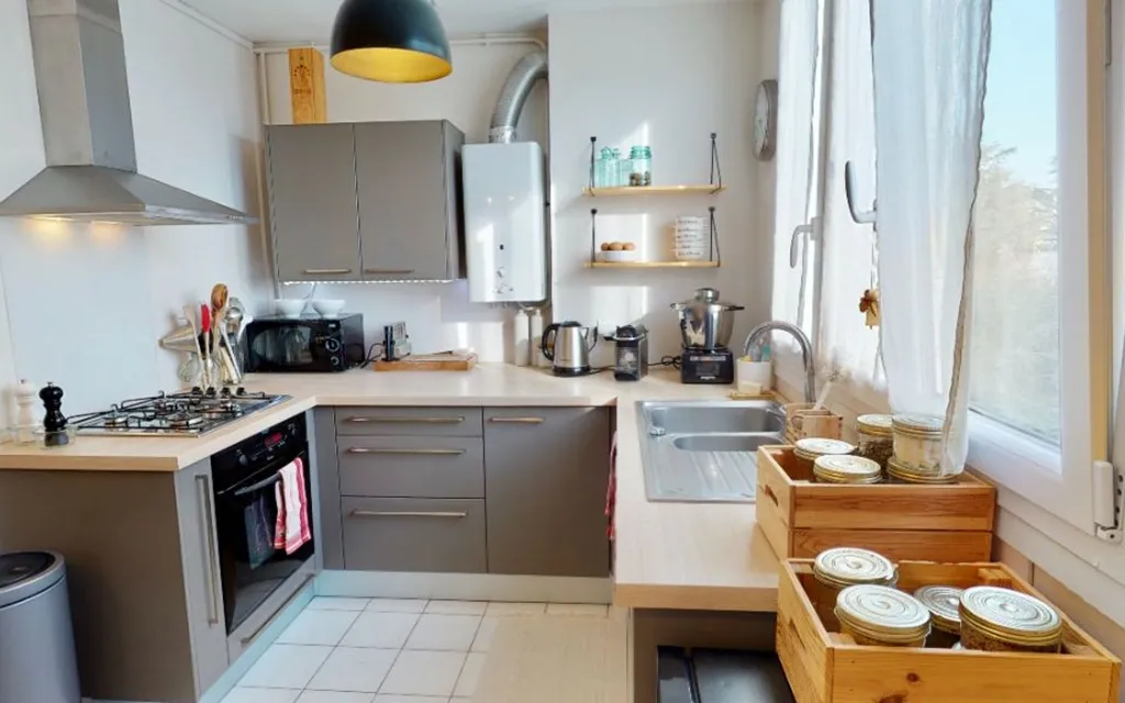 Köök - Meubled Apartment with Balcony in Lyon 5