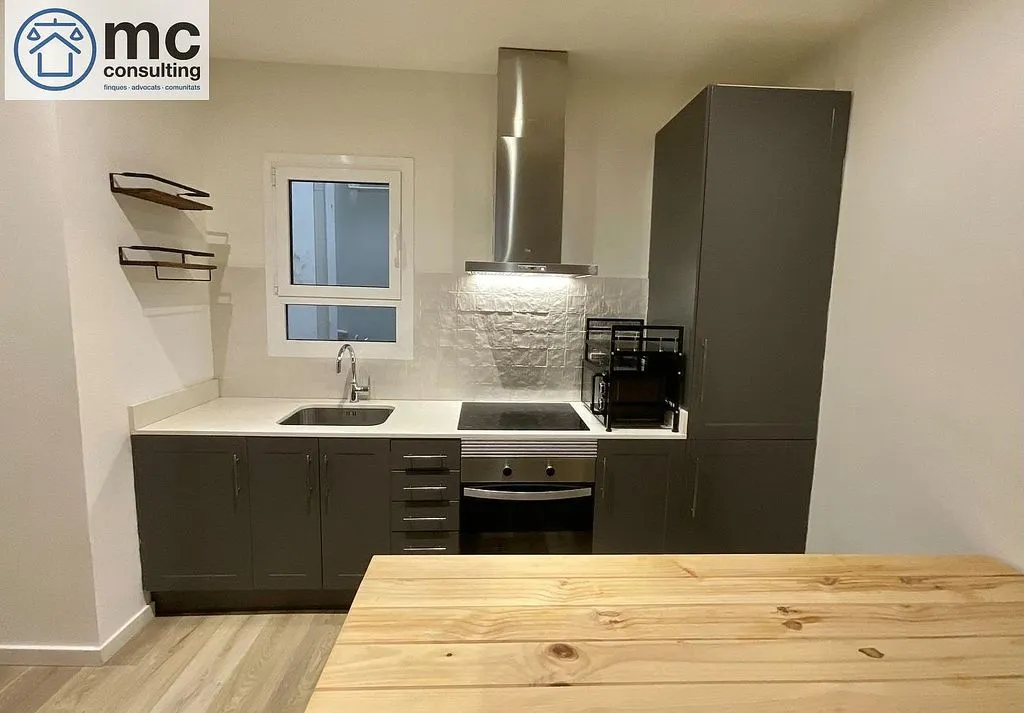 Cuisine - Modern Flat with Balcony in El Raval, Barcelona