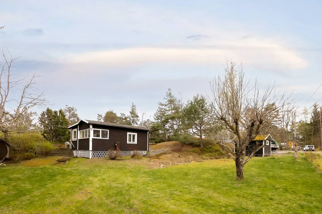 Aed - Cottage with Garden in Västra Älvsala