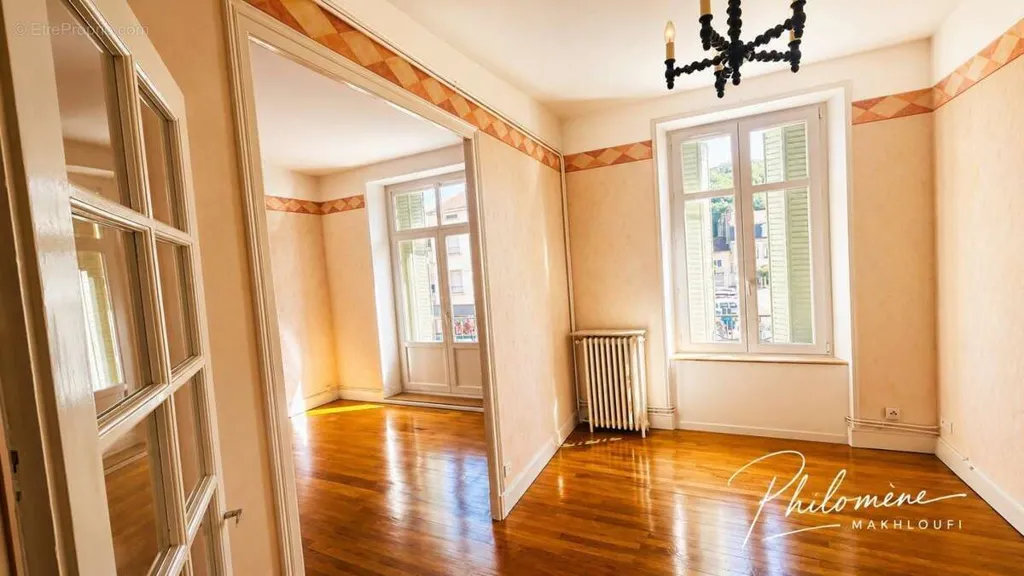 Elutuba - Characterful Apartment in Longuyon Centre