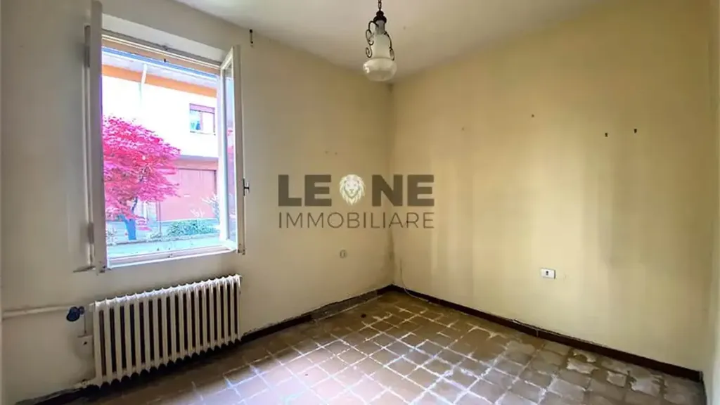 Stanze - Rustic Villa to Renovate in Spilamberto
