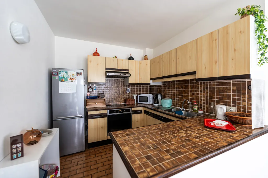 Köök - 1-Bedroom Apartment with Terrace in Braine-l'Alleud