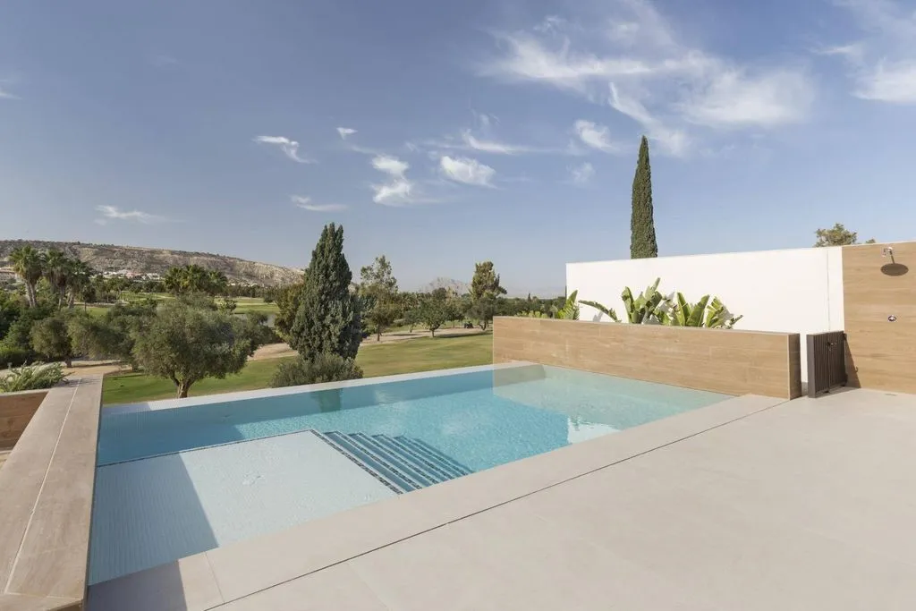 Pool - New Build Villa with Pool in Algorfa
