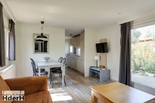 Elutuba - 3-Bedroom Chalet with Garden in Harderwijk