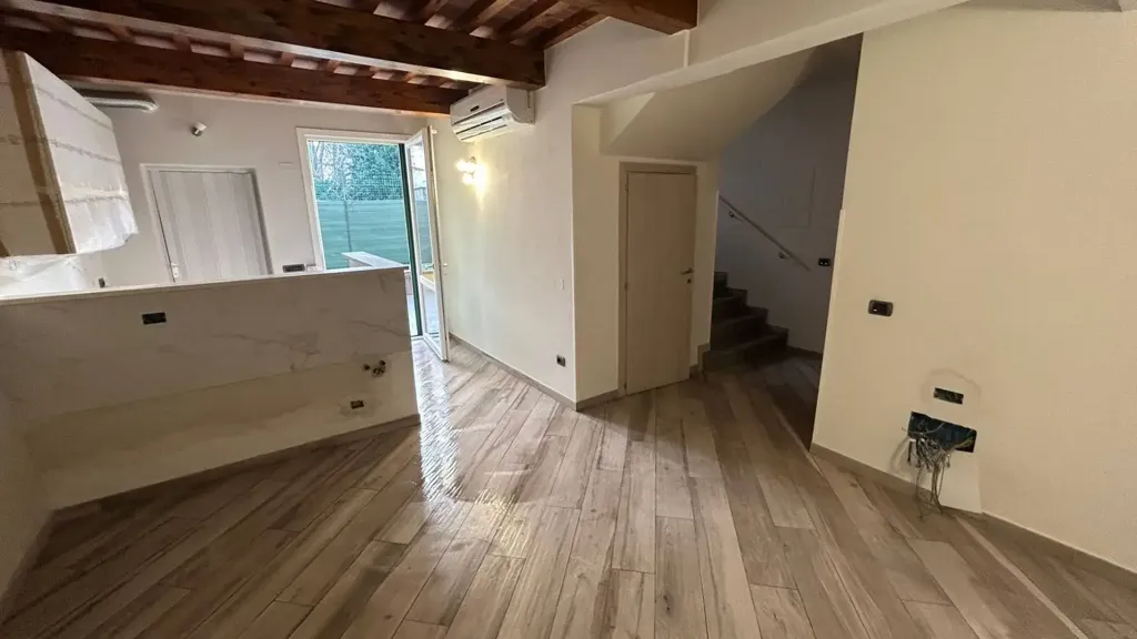 Elutuba - Luxury Apartment with Private Bathroom in Pisa