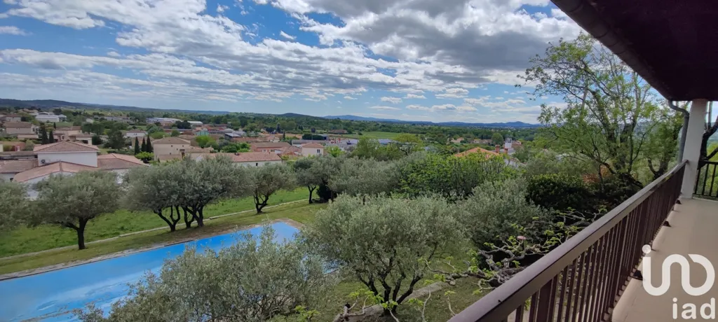 Balcon - Maison traditionnelle avec vue panoramique et piscine à Alès