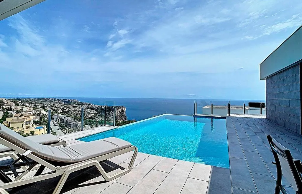 Piscine - Luxury Villa with Sea View in Cumbre del Sol