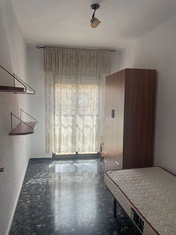Chambres - Apartment with Balcony in Loja