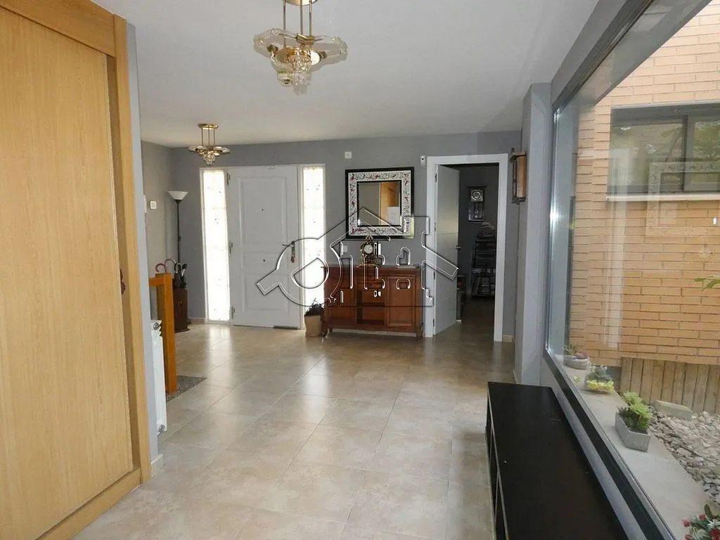 Entrée - Corner Semi-detached House with Pool in Las Cañas