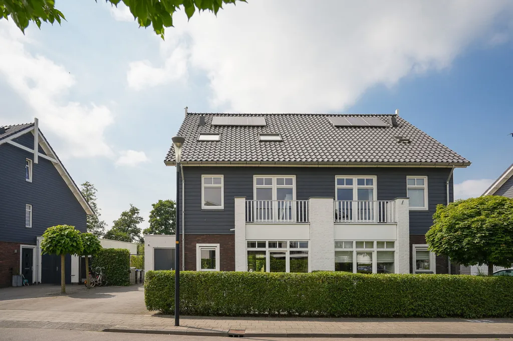 Välivaade - Half-Detached House with Water View in Culemborg