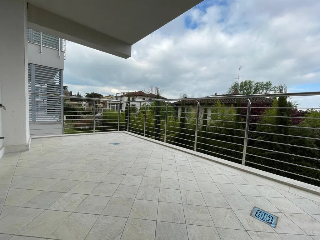 Balcony - Modern Villa with Garden in Poggio Imperiale, Florence