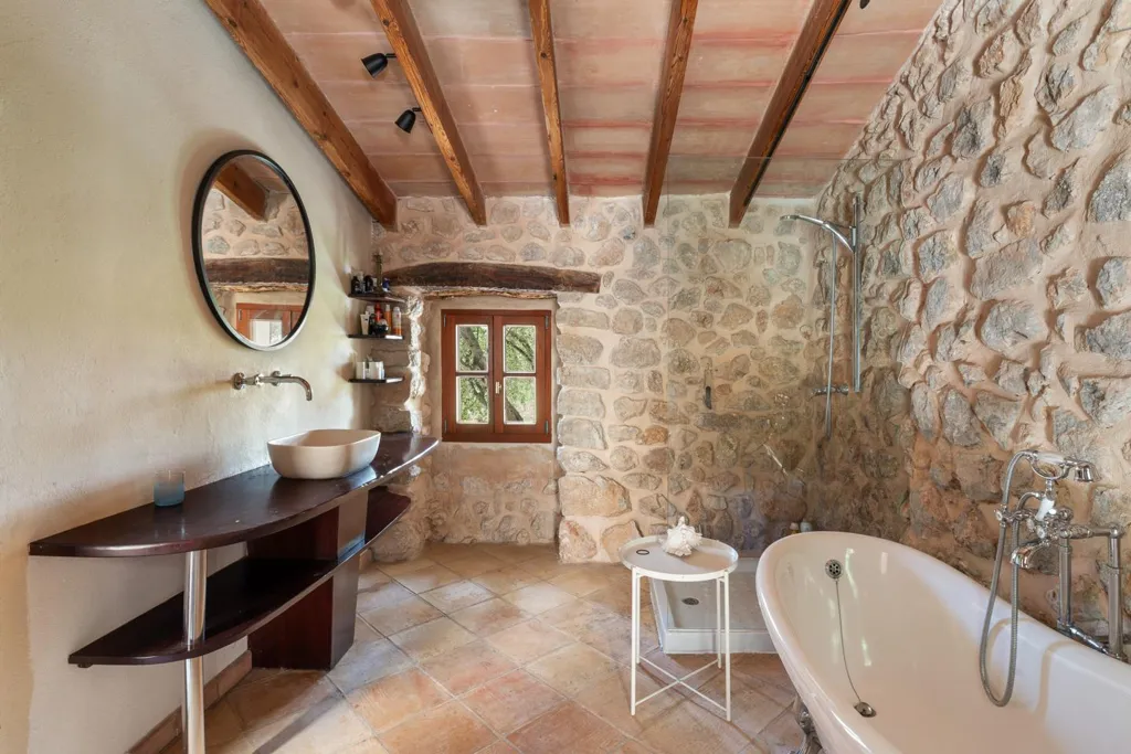 Bagni - Rustic Finca with Pool in Sa Coma Freda, Andratx