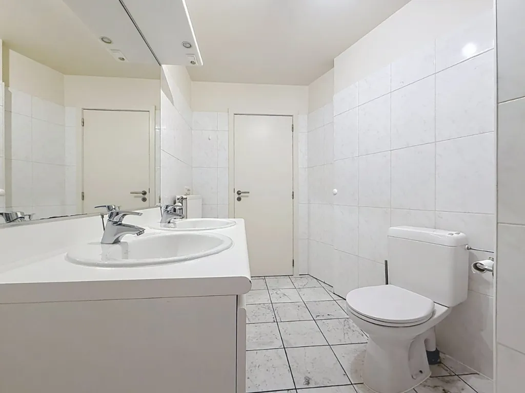 Bagni - Duplex Flat with Underground Parking in Tielt