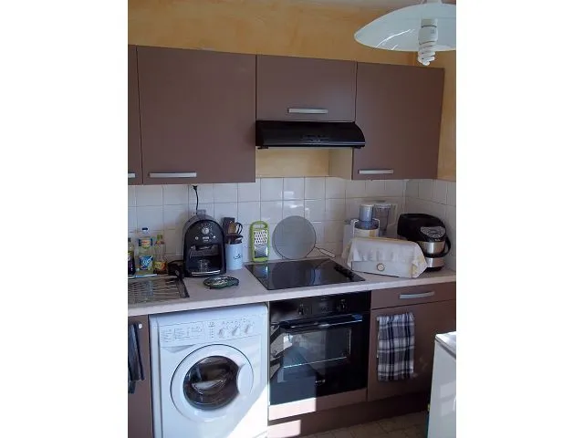 Cuisine - Appartement F3 avec Balcon près de la Faculté de Médecine