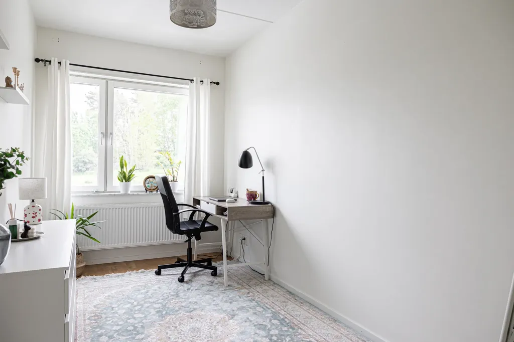 Kabinet - Modern Flat with Balcony in Västerås