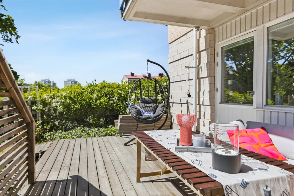 Terrasse - Modern Flat with South-West Terrace in Munkhagsgatan