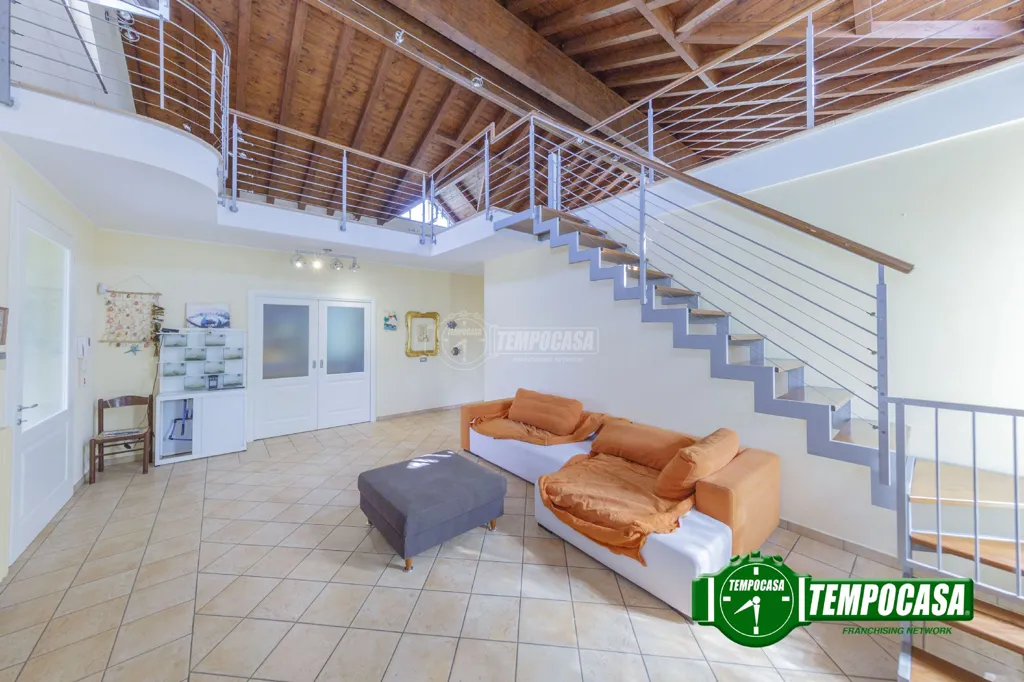 Séjour - Modern Villa with Garden in Piacenza
